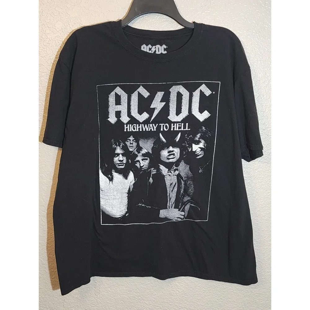 ACDC Highway To Hell Men's T-Shirt, Size XL, Short Sleeve, Black, Band Tee